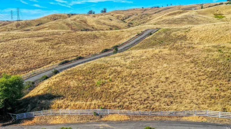 2500 Herzog Drive, Petaluma, CA 94954, Petaluma, California, United States. - Photo 23