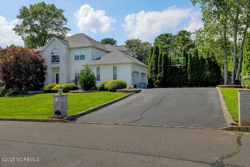 9 Cecilia Court, Howell, NJ 07731, Howell Township, New Jersey, United States. - Photo 15