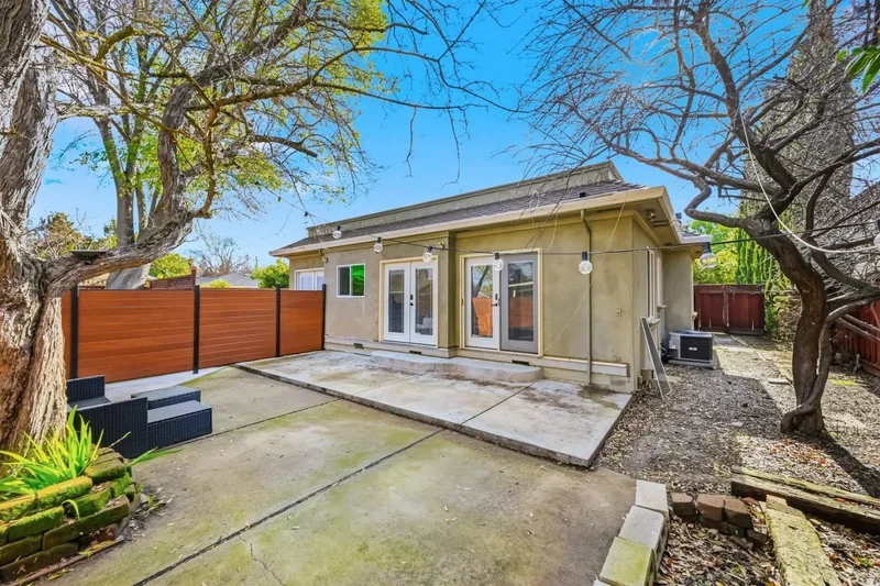 333 W Rincon Avenue, Campbell, California, United States. - Photo 47