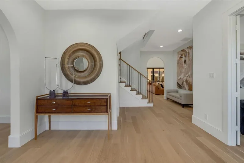 7004 Irongate Lane, Dallas, Texas, United States. - Photo 5