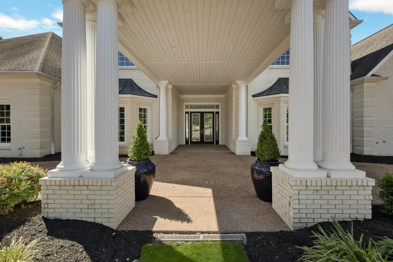 2360 Memorial Drive Ext, Clarksville, TN 37043, Clarksville, Tennessee, United States. - Photo 36
