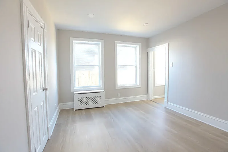 31 Florence Street, New Britain, Connecticut, United States. - Photo 13