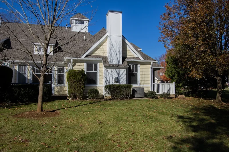 59 Thornbrooke Dr , Shrewsbury Boro, NJ 07702, Shrewsbury, New Jersey, United States. - Photo 34
