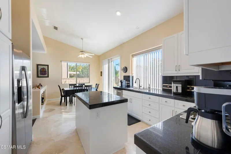 1480 Sappanwood Avenue, Thousand Oaks, California, United States. - Photo 13