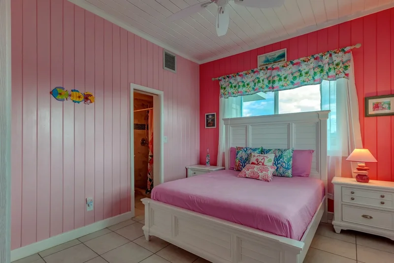 Blue Summers Dorros Cove South, Hope Town, Elbow Cay, Central Abaco, The Bahamas. - Photo 15