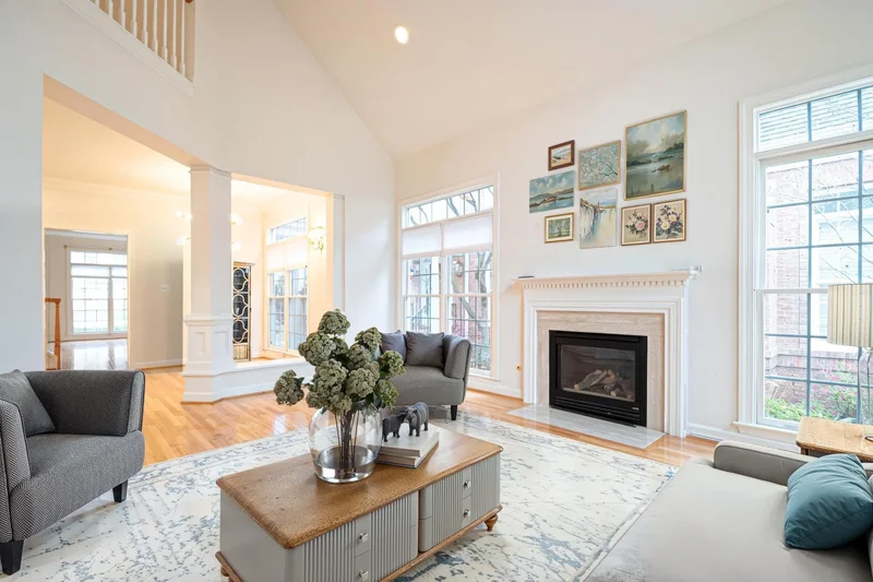 3832 Farrcroft Drive, Fairfax, VA 22030, Fairfax, Virginia, United States. - Photo 4