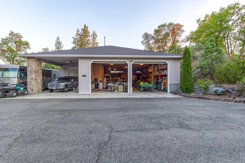1489 Granite Hill, Grants Pass, OR, 97526, USA, Grants Pass, Oregon, United States. - Photo 77