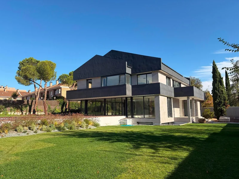 Madrid Detached House