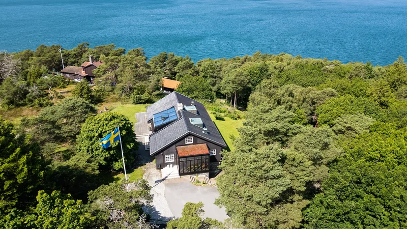 Stenungsund, O 44448, Stenungsund, Västra Götaland County, Sweden. - Photo 25