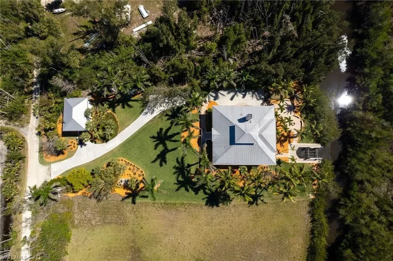 18481 Pioneer RD, Fort Myers, Florida, United States. - Photo 36