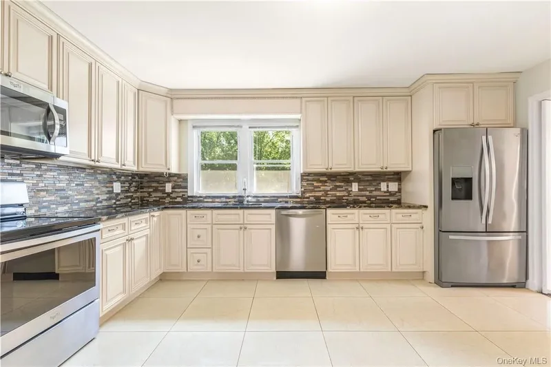 228 Union Avenue, Harrison, NY, 10528, USA, Harrison, New York, United States. - Photo 16