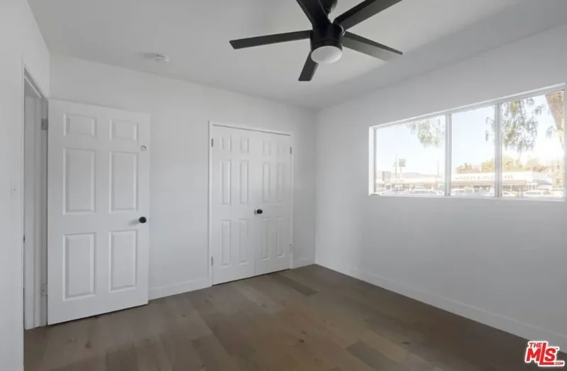 16130 Devonshire Street, Los Angeles, California, United States. - Photo 3