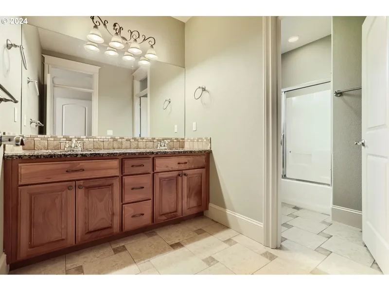 14815 SE DONLEY LN, Happy Valley, OR, 97086, USA, Happy Valley, Oregon, United States. - Photo 26
