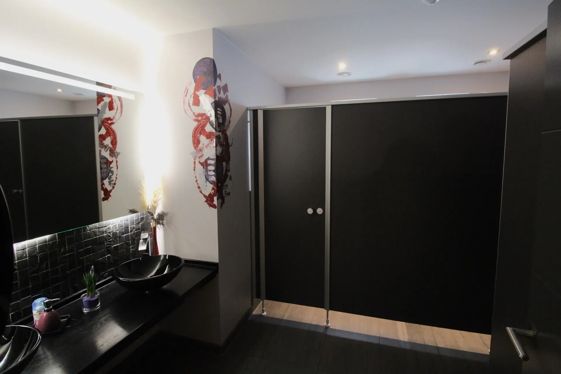 Gallery photo 1
