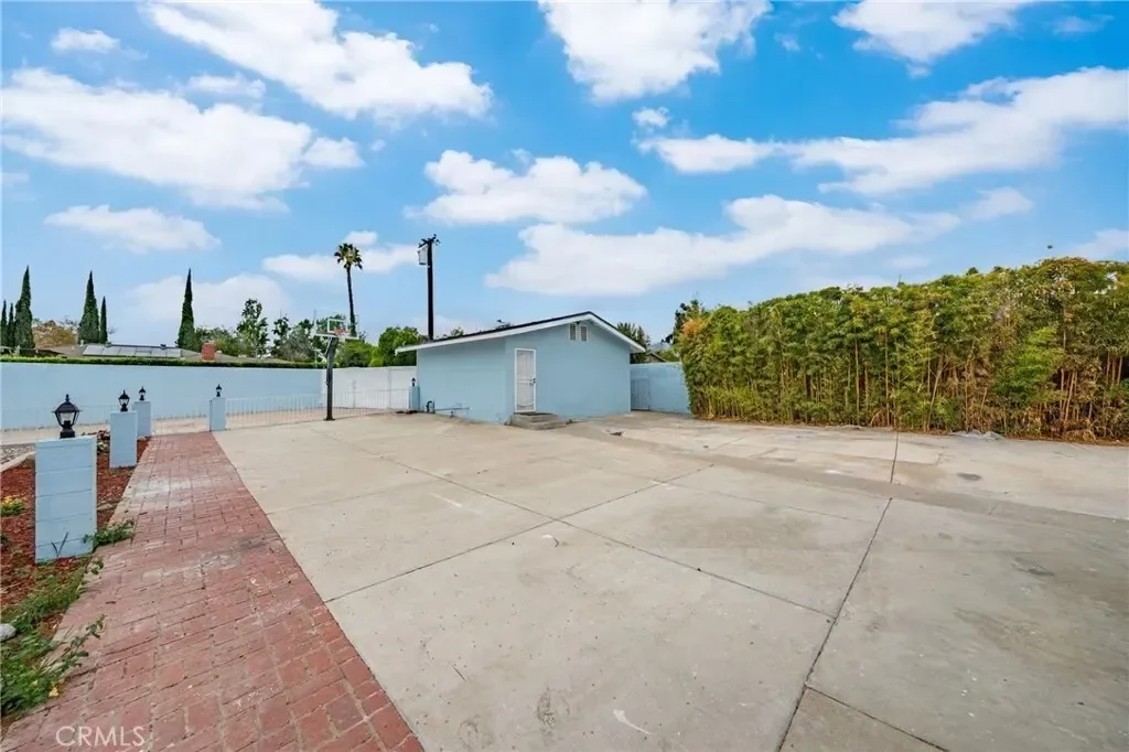 1623 N N Vallejo Way, Upland, California, United States. - Photo 21