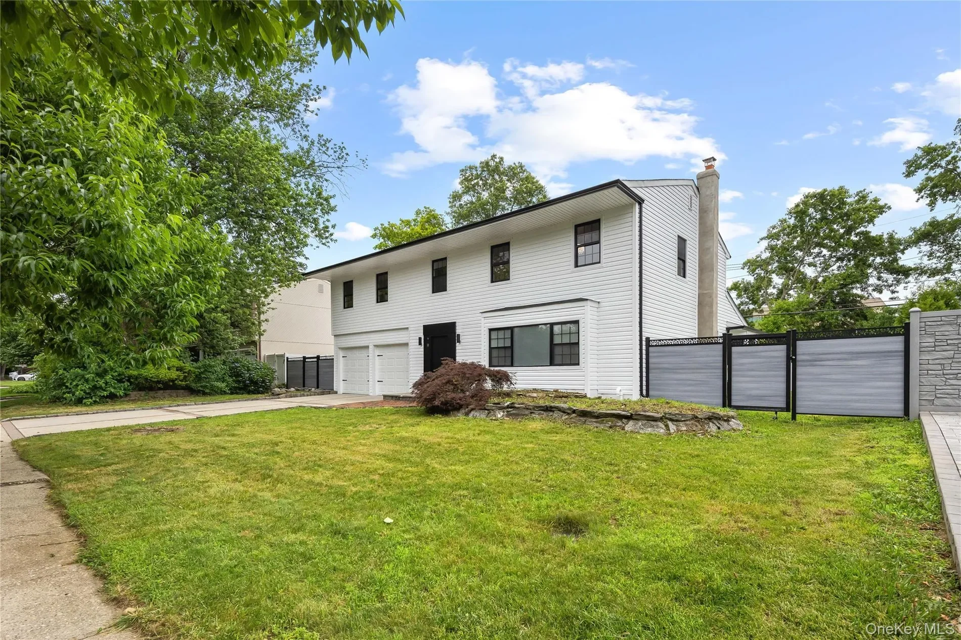 26 Roseanne Drive, Woodbury, NY 11797, Woodbury, New York, United States. - Photo 16