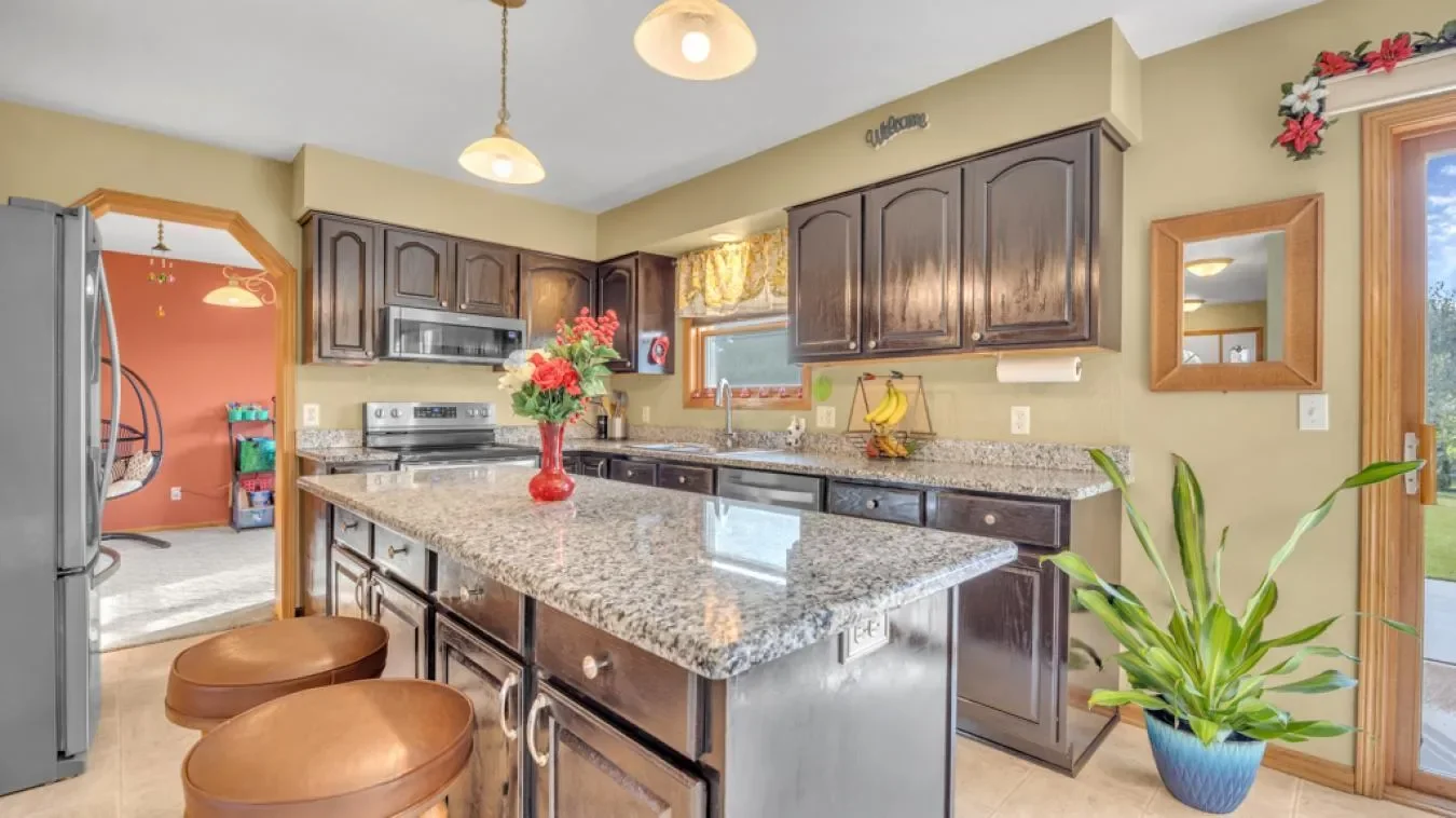N6188 Shadybrook Ln, Sheboygan, Wisconsin, United States. - Photo 5