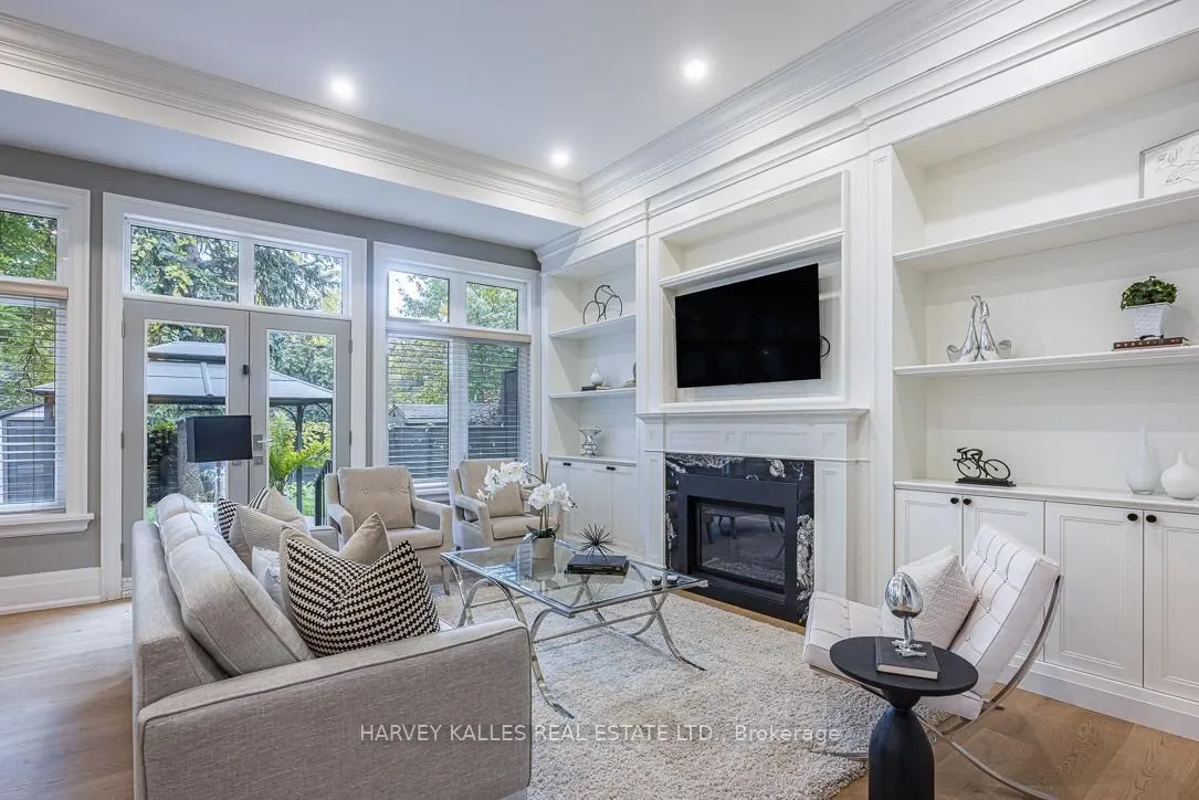 Gallery photo 10