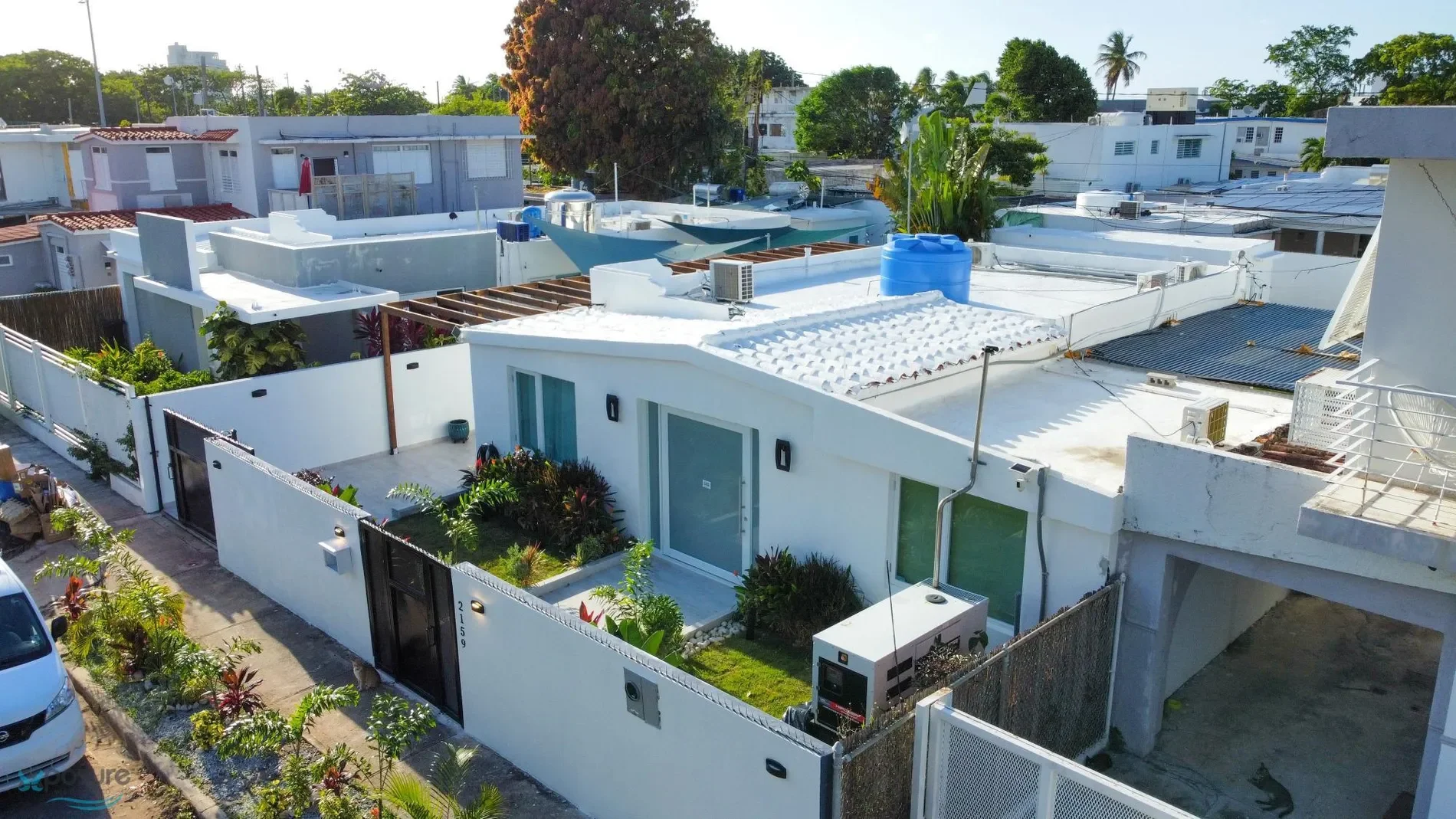 Exterior photo 10