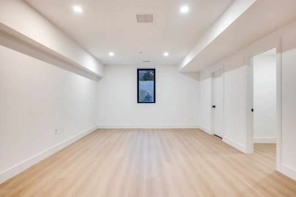 Gallery photo 7