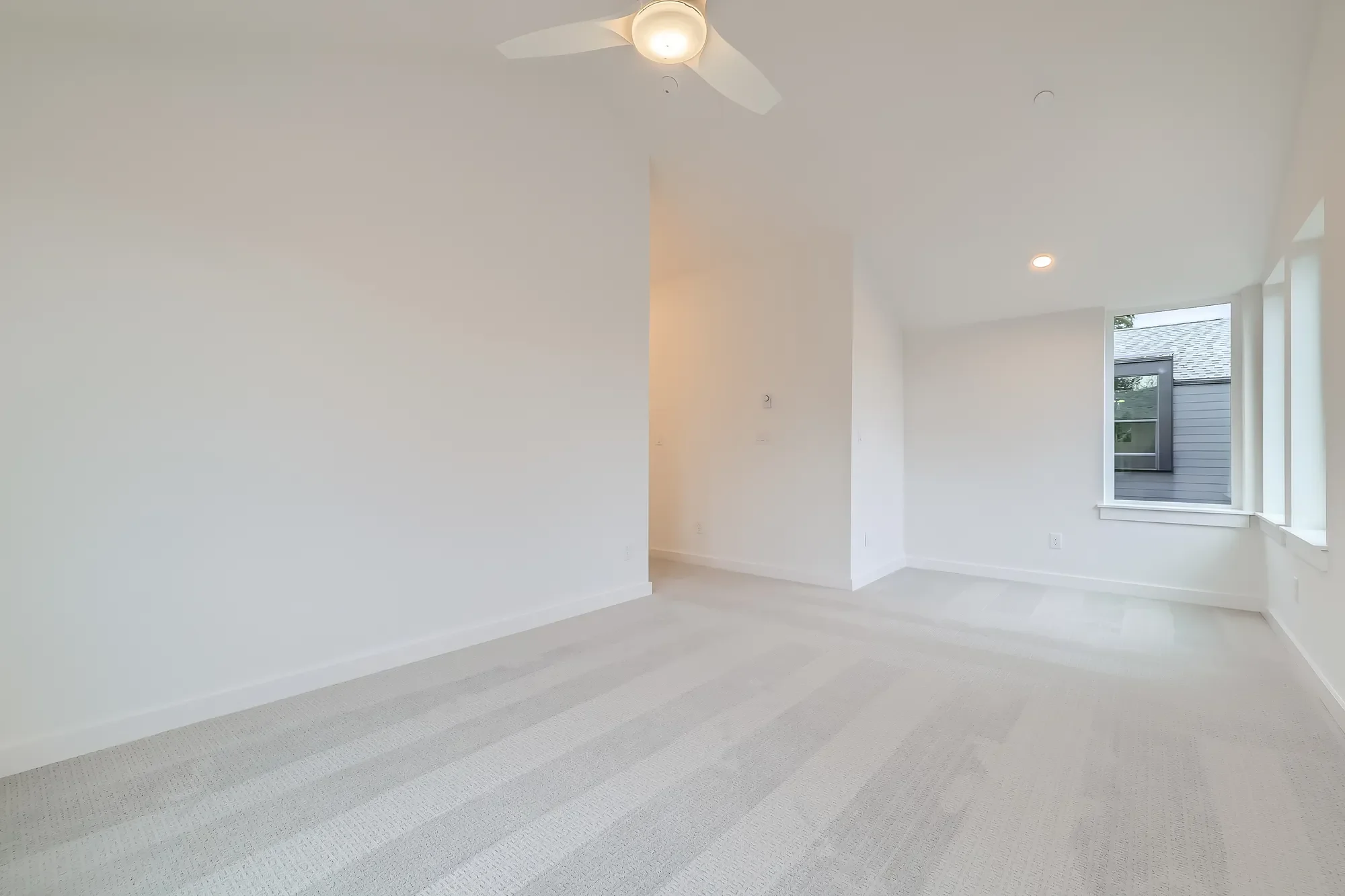1327 N 185th St Unit #C , Shoreline, WA 98133, Seattle, Washington, United States. - Photo 8