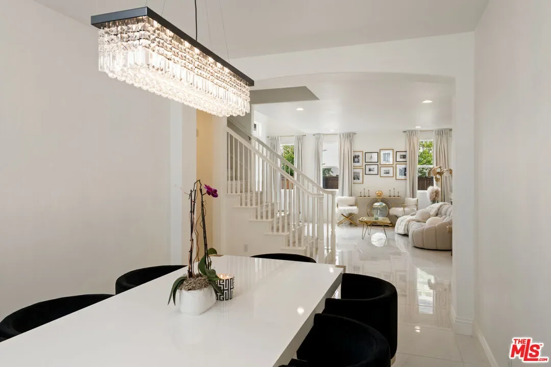 26518 Swan Ln, Santa Clarita, California, United States. - Photo 1