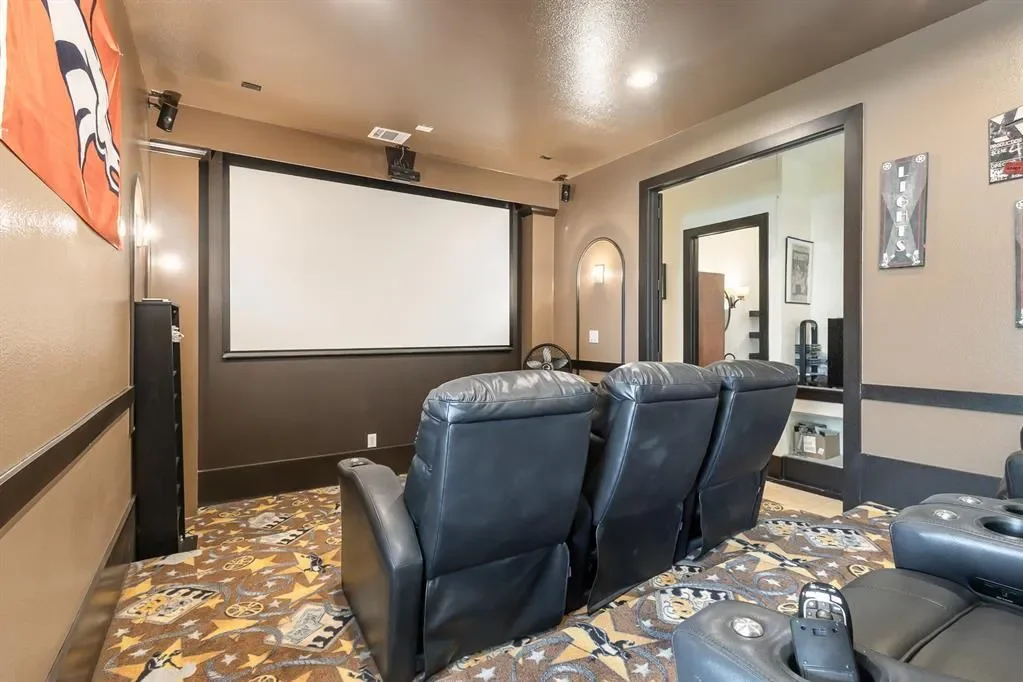 1031 Mallard Pointe Drive, Grand Prairie, Texas, United States. - Photo 22