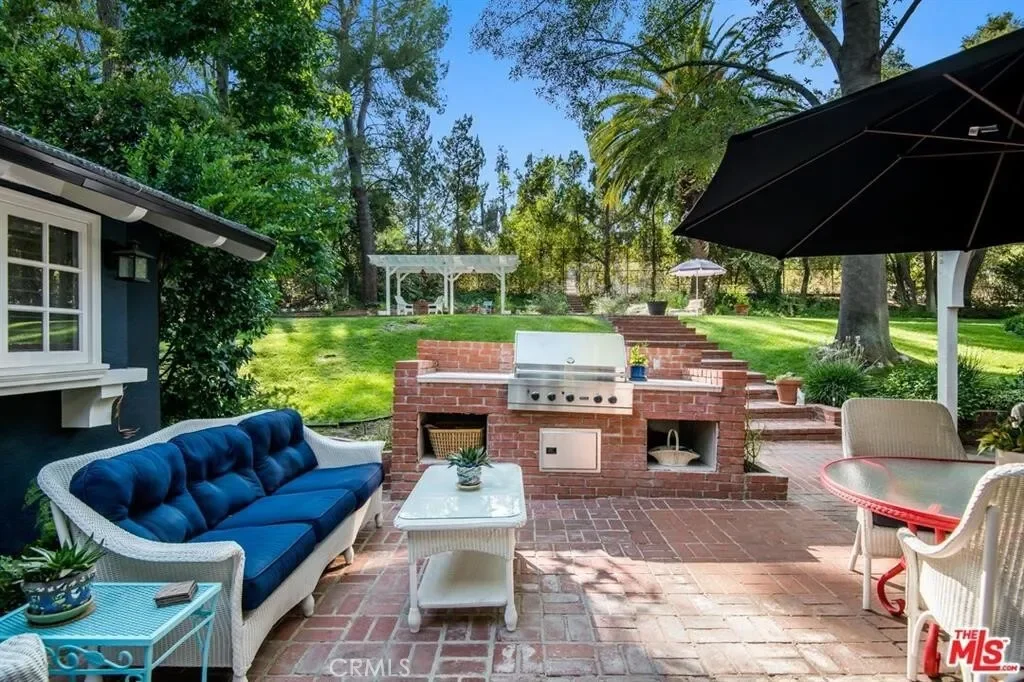 5255 ROUND MEADOW Road, Hidden Hills, California, United States. - Photo 4