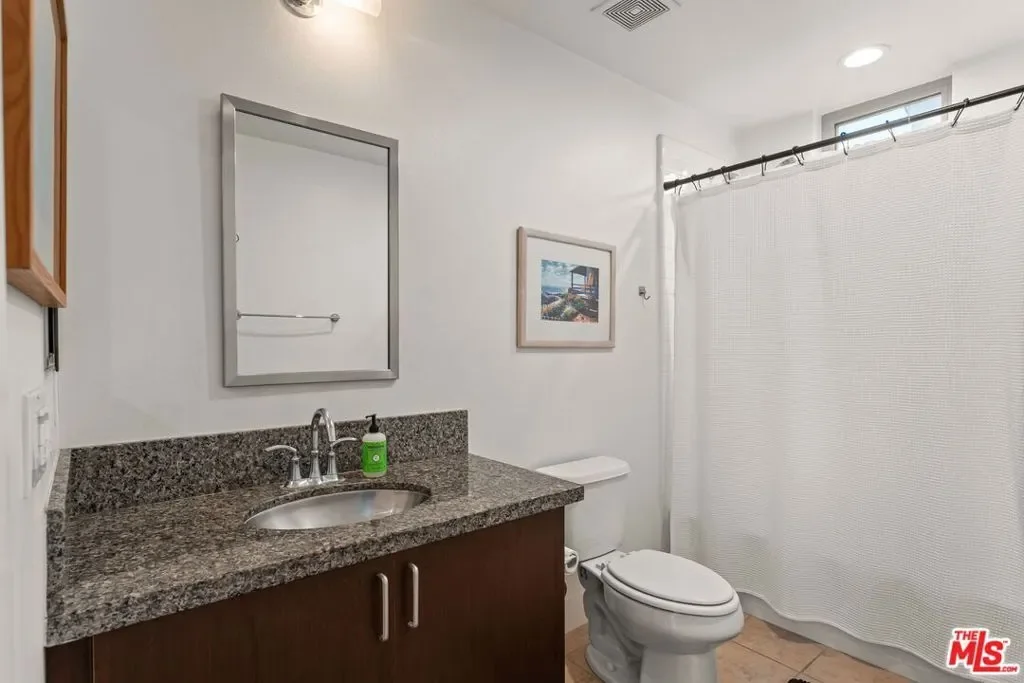 25 Delancy, Irvine, California, United States. - Photo 16