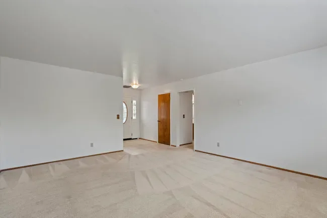 1500 Sunset Drive, Hollister, CA 95023, Hollister, California, United States. - Photo 19