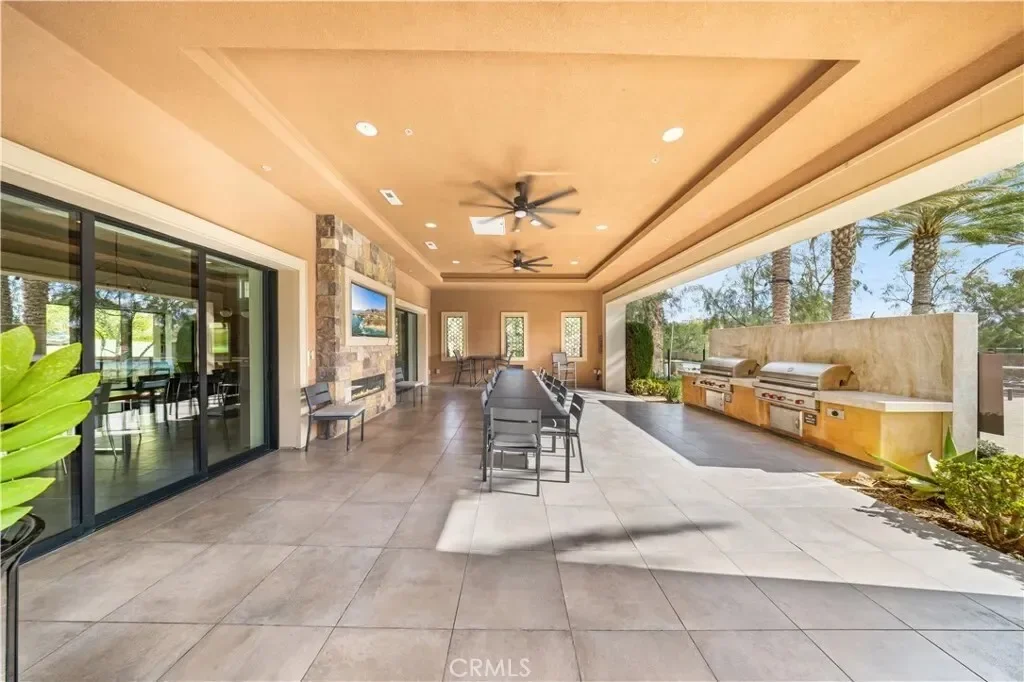 20611 W Chestnut Circle, Los Angeles, California, United States. - Photo 40
