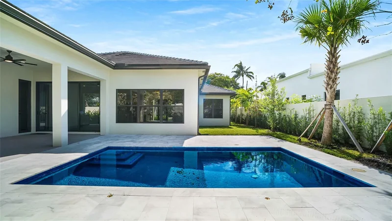 317 NE 21st Street, Wilton Manors, Florida, United States. - Photo 15
