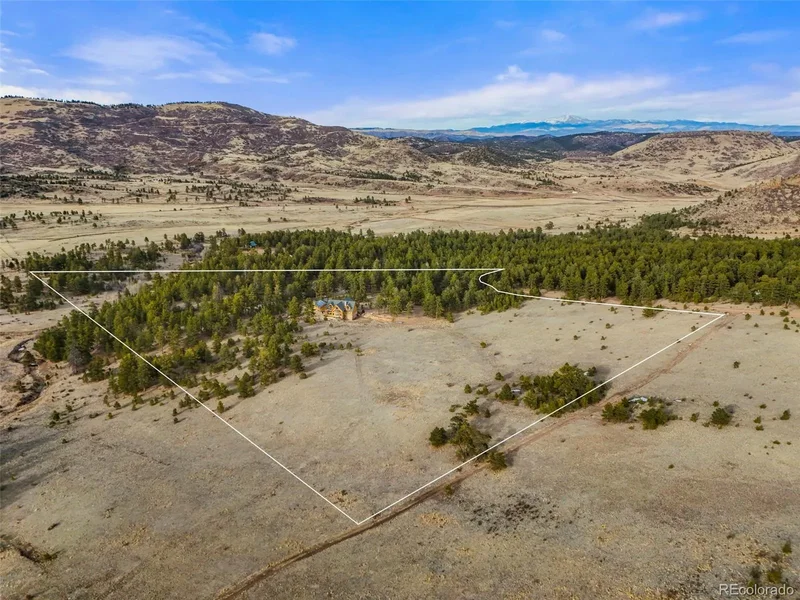 324 Elk View Court, Lincoln Park, Colorado, United States. - Photo 49
