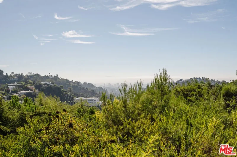 1811 Bel Air Road, Los Angeles, California, United States. - Photo 28