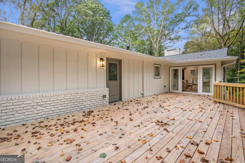 4955 Powers Ferry Road, Sandy Springs, GA 30327, Atlanta, Georgia, United States. - Photo 3