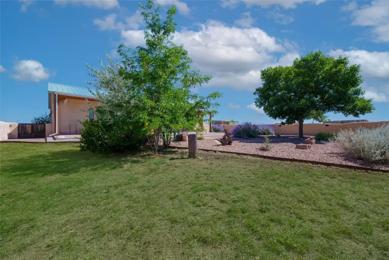 152 Turquoise Trail Court, Santa Fe, NM 87508, Santa Fe, New Mexico, United States. - Photo 35