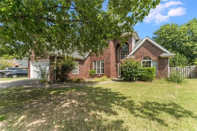 4 Bedrooms Single Family Detached