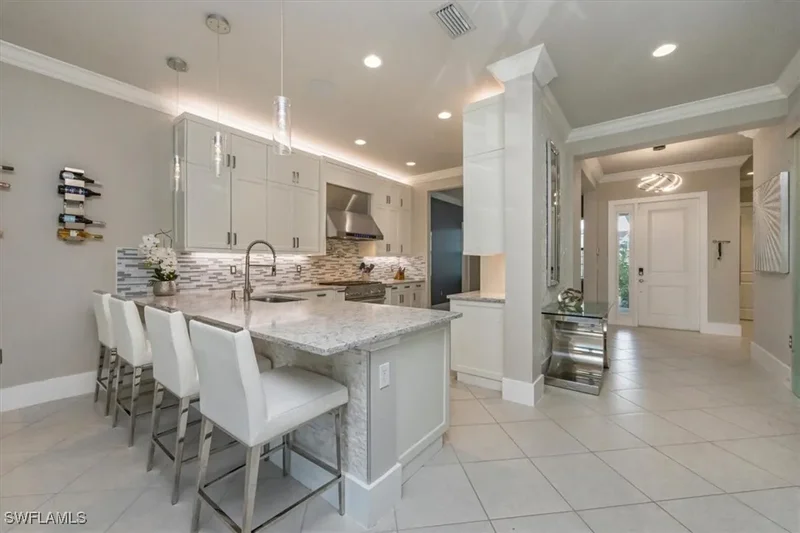 4172 Crescent Court, Naples, Florida, United States. - Photo 8