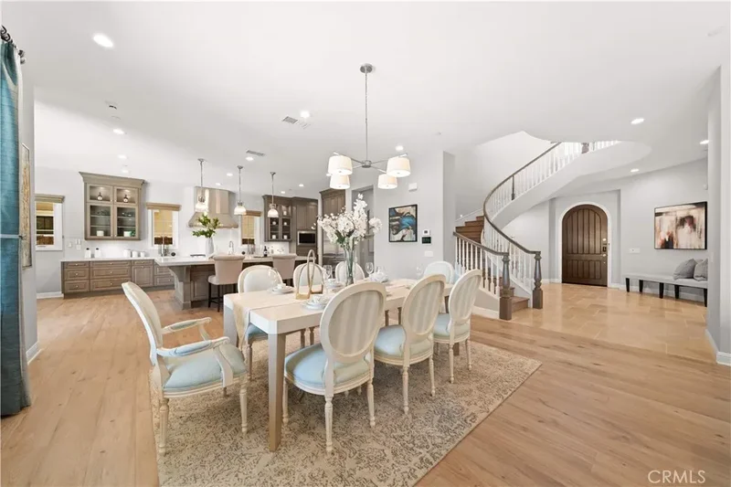 212 Clear Falls, Irvine, CA 92602, Irvine, California, United States. - Photo 13