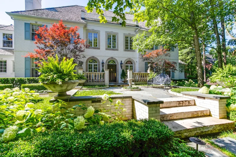 1371 Lakewood Drive , Lake Forest, IL 60045, Lake Bluff, Illinois, United States. - Photo 3