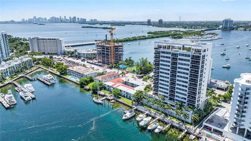 7929 West Dr PH1601, Miami Beach, Florida, United States. - Photo 40