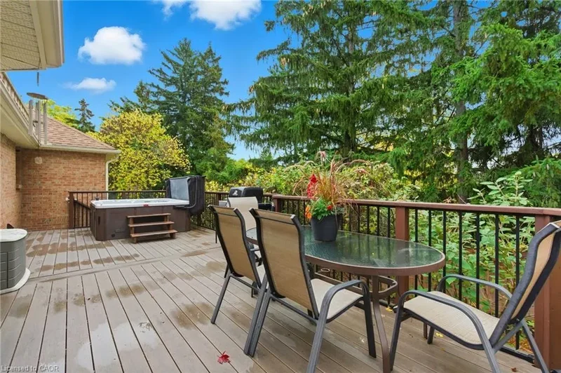 11 Mays Crescent, Waterdown, ON L0R 2H4, Hamilton, Ontario, Canada. - Photo 24