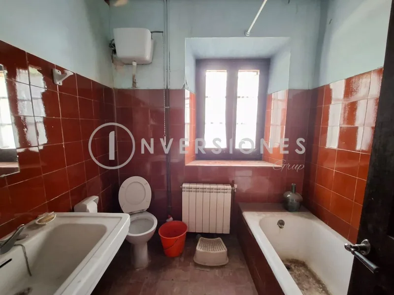 Cataluña, Vimbodi, TARRAGONA, Vimbodi, Vimbodi i Poblet, Catalonia, Spain. - Photo 57