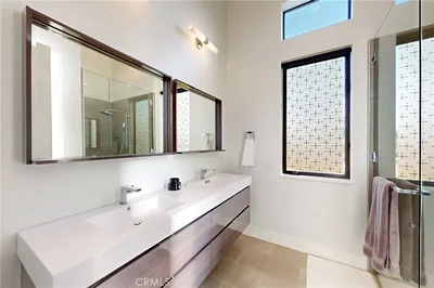 Thumbnail 33