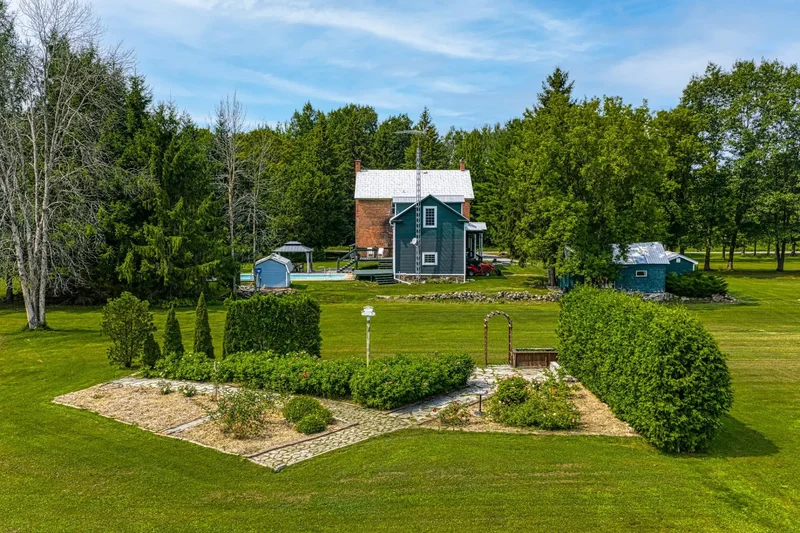 2122 Ch. Gore, Godmanchester, Quebec, Canada. - Photo 33