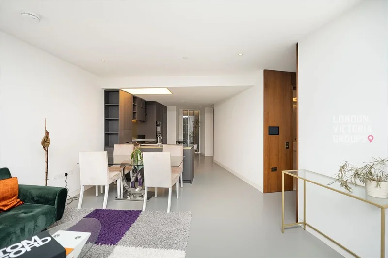 1 Lewis Cubitt Square, London, England, United Kingdom. - Photo 11
