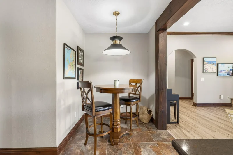 5613 S Dunrobin Drive, Springfield, MO 65809, Springfield, Missouri, United States. - Photo 16