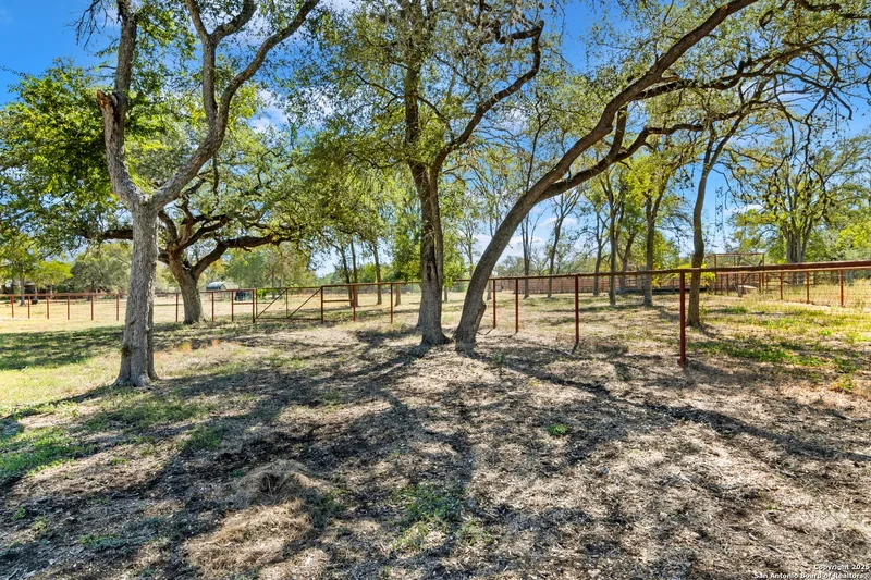 4025 Marion, Seguin, Texas, United States. - Photo 49