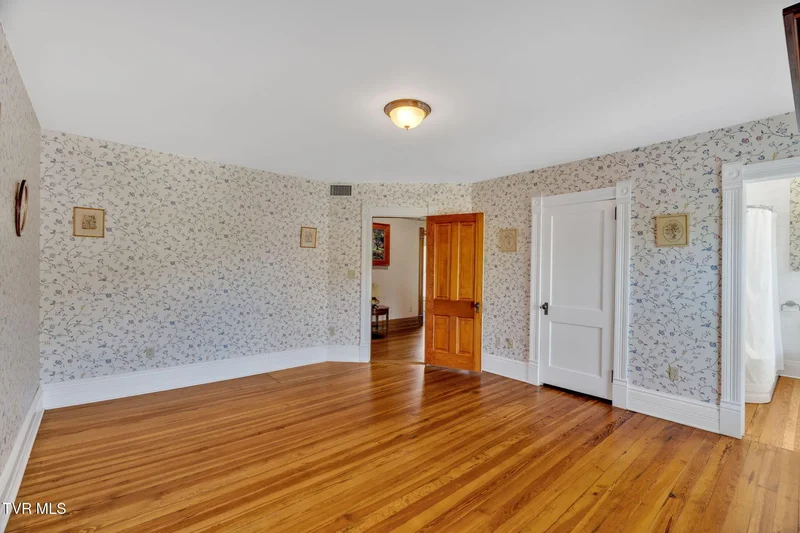 308 Pearl Avenue, Big Stone Gap, VA 24219, Big Stone Gap, Virginia, United States. - Photo 41