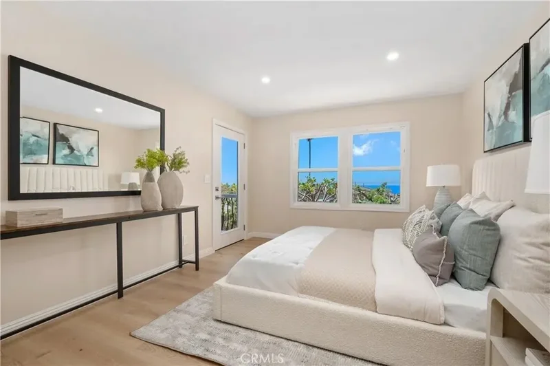 2961 Rounsevel, Laguna Beach, California, United States. - Photo 31